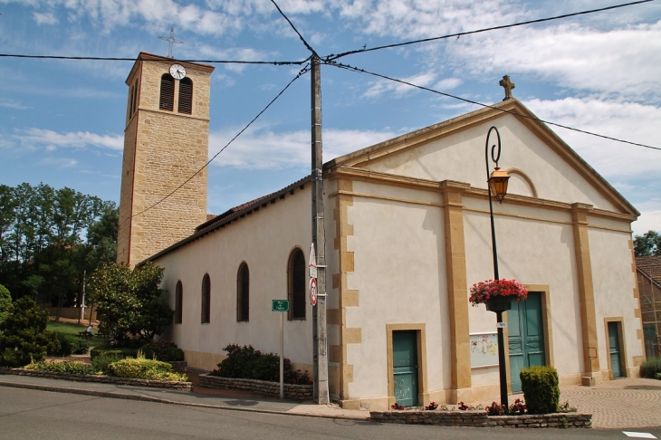 <<église Saint-Nizier - Saint-Nizier-sous-Charlieu