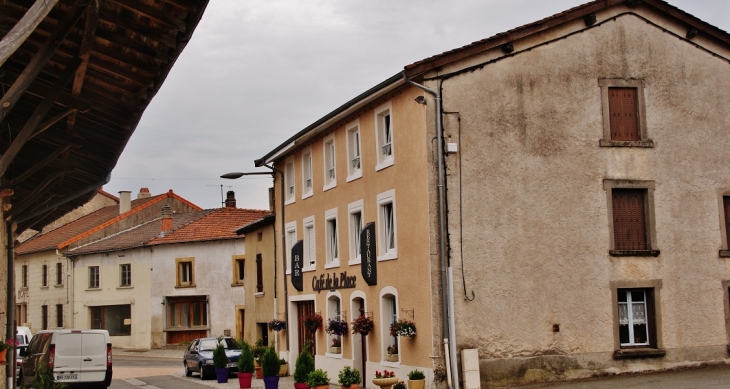  - Saint-Priest-la-Prugne