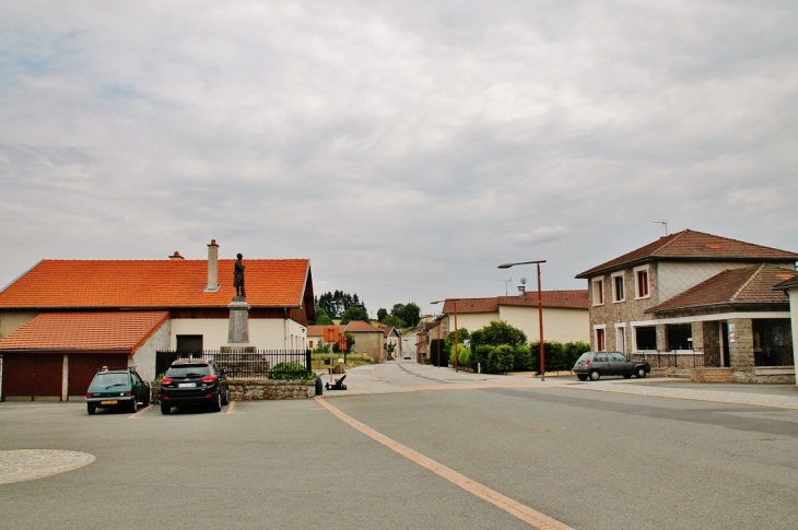  - Saint-Priest-la-Prugne