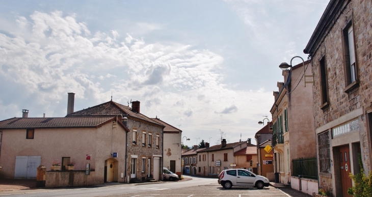  - Saint-Romain-la-Motte