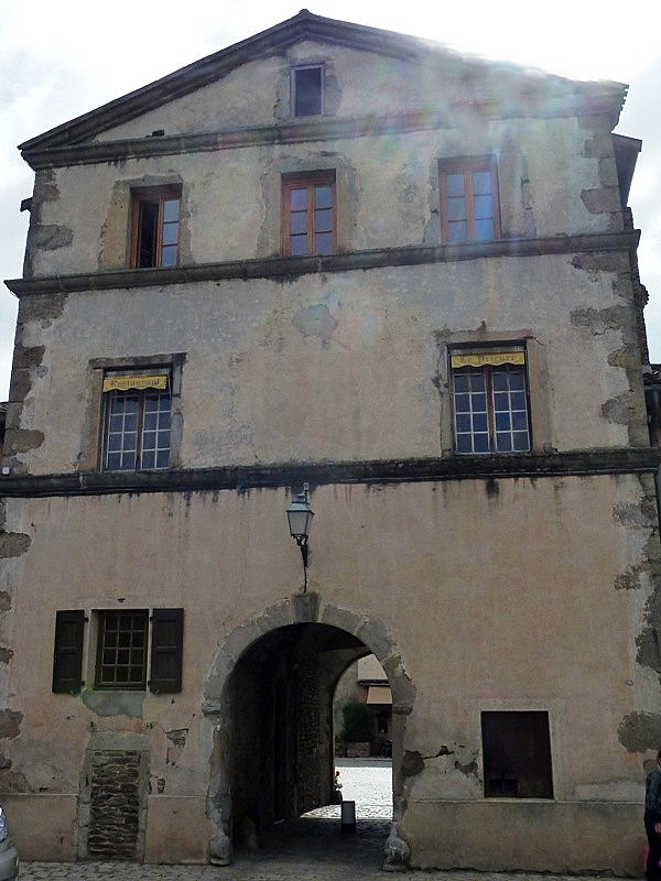 La porte vue de l'intérieur - Sainte-Croix-en-Jarez