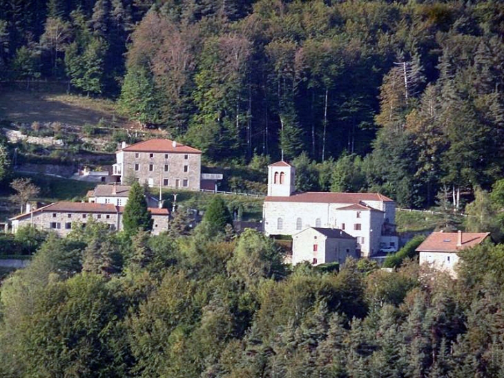 Vue sur le village - Thélis-la-Combe