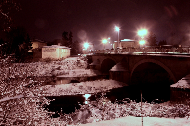 Pont sur l'Azergues entre Anse et Ambérieux