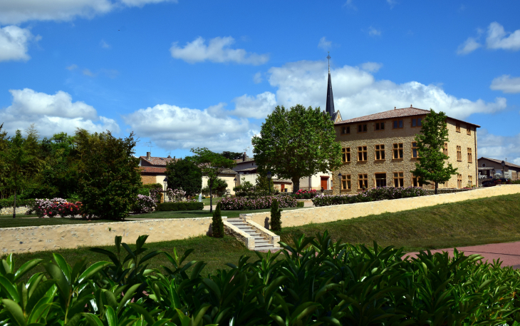 Parc Mairie - Arnas