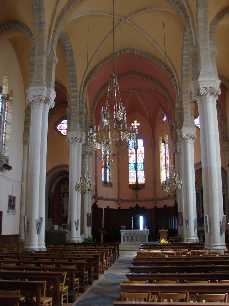 L'Eglise Saint-Polycarpe - Bully