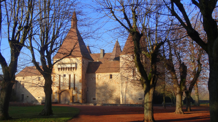 Château - Corcelles-en-Beaujolais