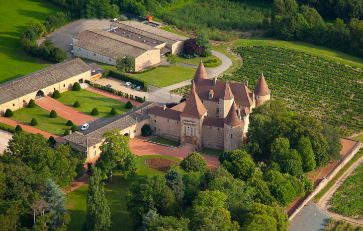 Vue panoramique château - Corcelles-en-Beaujolais