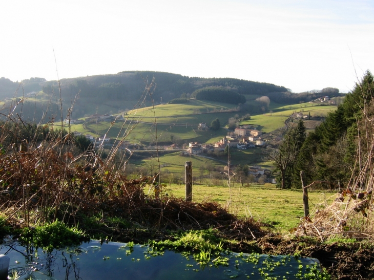 Vue du montguimbard - La Chapelle-de-Mardore