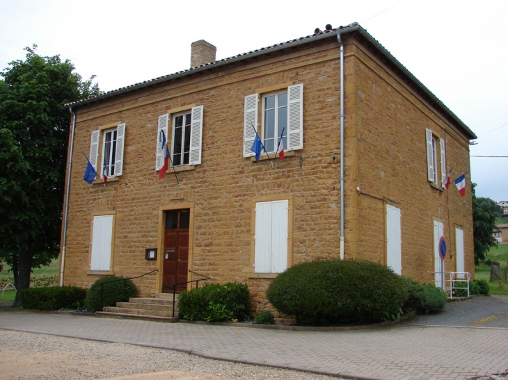 La Mairie - Lacenas