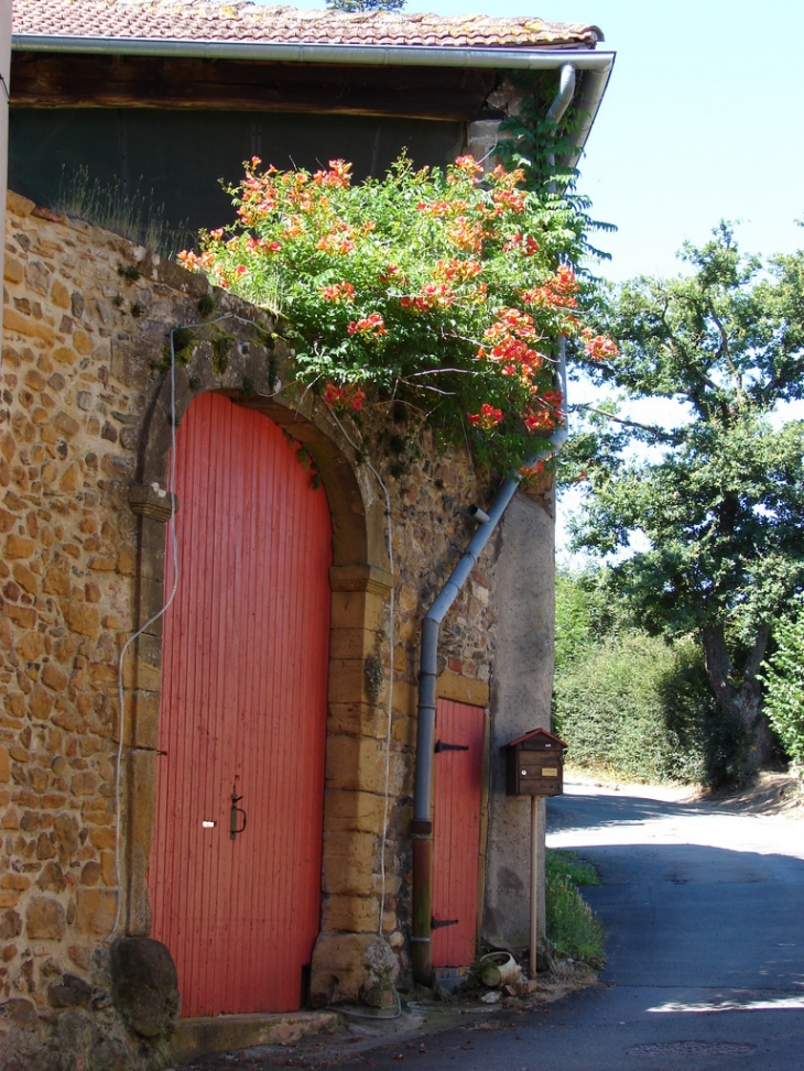 Dans les rues de Le Breuil