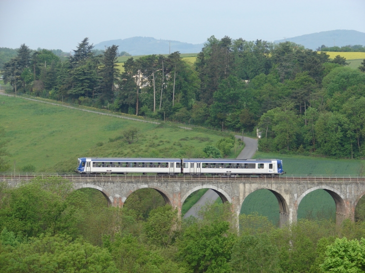 Le viaduc - Lentilly