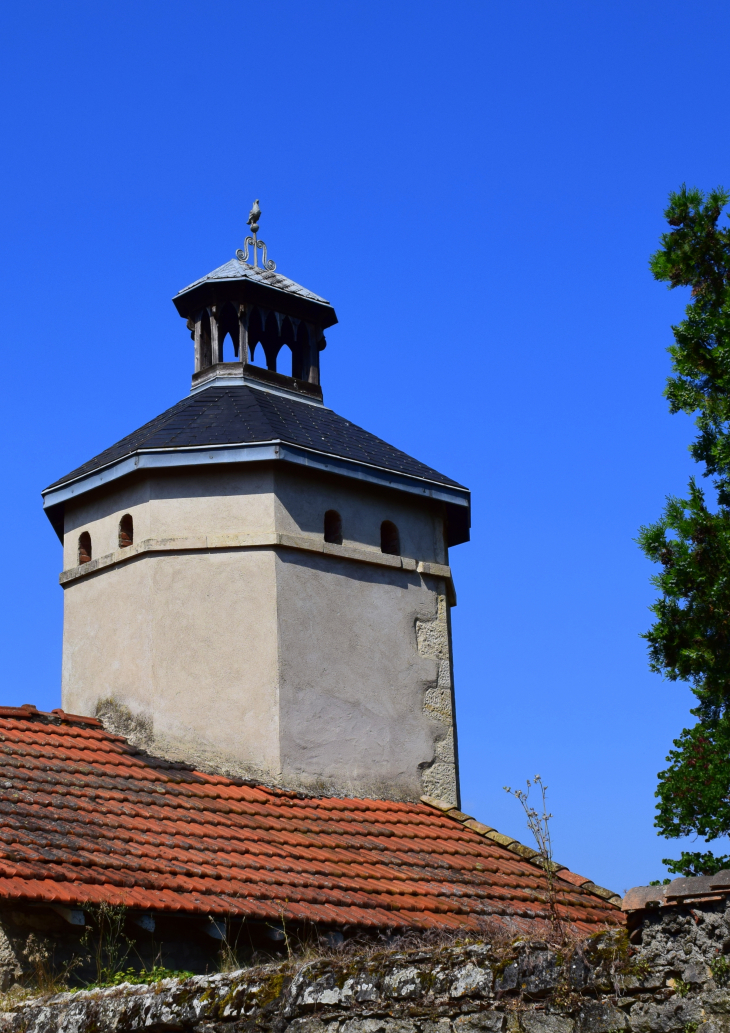 Pigeonnier - Lucenay