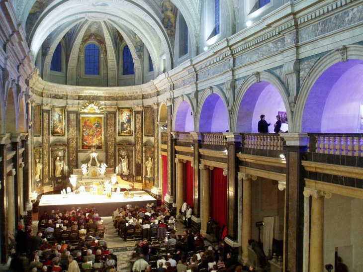 Chapelle de la Trinité, la nef - Lyon