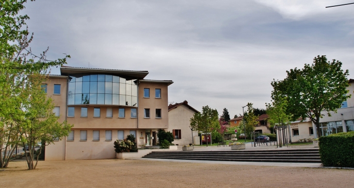 La Mairie - Marcy-l'Étoile