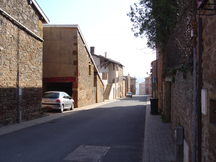 La rue du repos - Montmelas-Saint-Sorlin