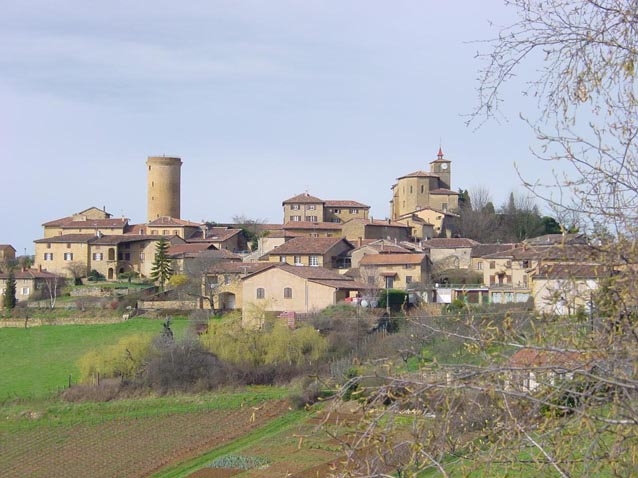 Vue du village et donjon - Oingt