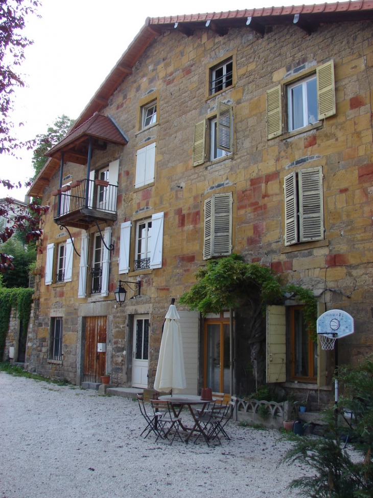 L'ancien moulin à farine (XVème siècle) - Sain-Bel