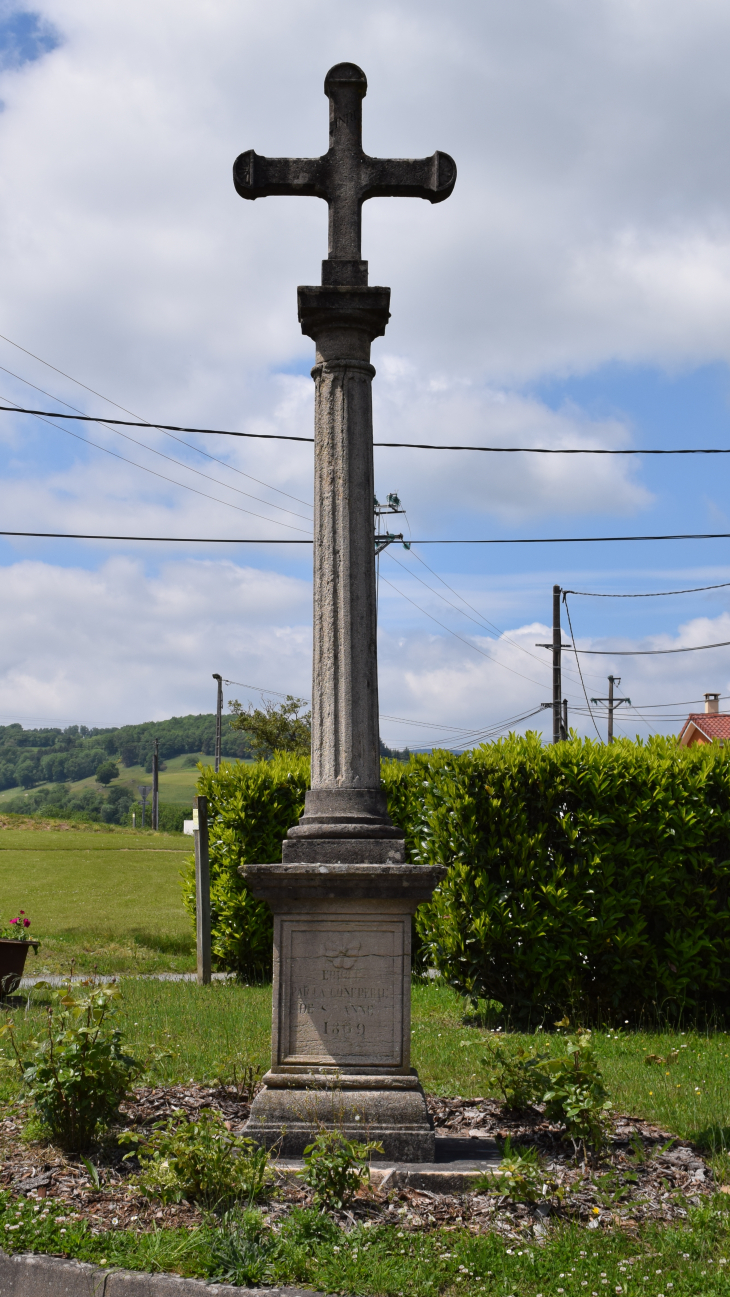 Croix - Saint-Didier-sur-Beaujeu