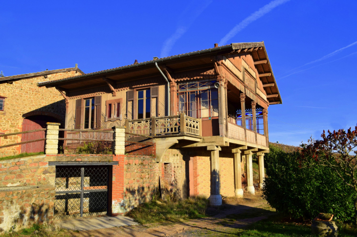 Maison - Saint-Étienne-la-Varenne