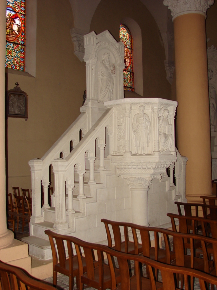 La Chaire de l'Eglise - Saint-Forgeux