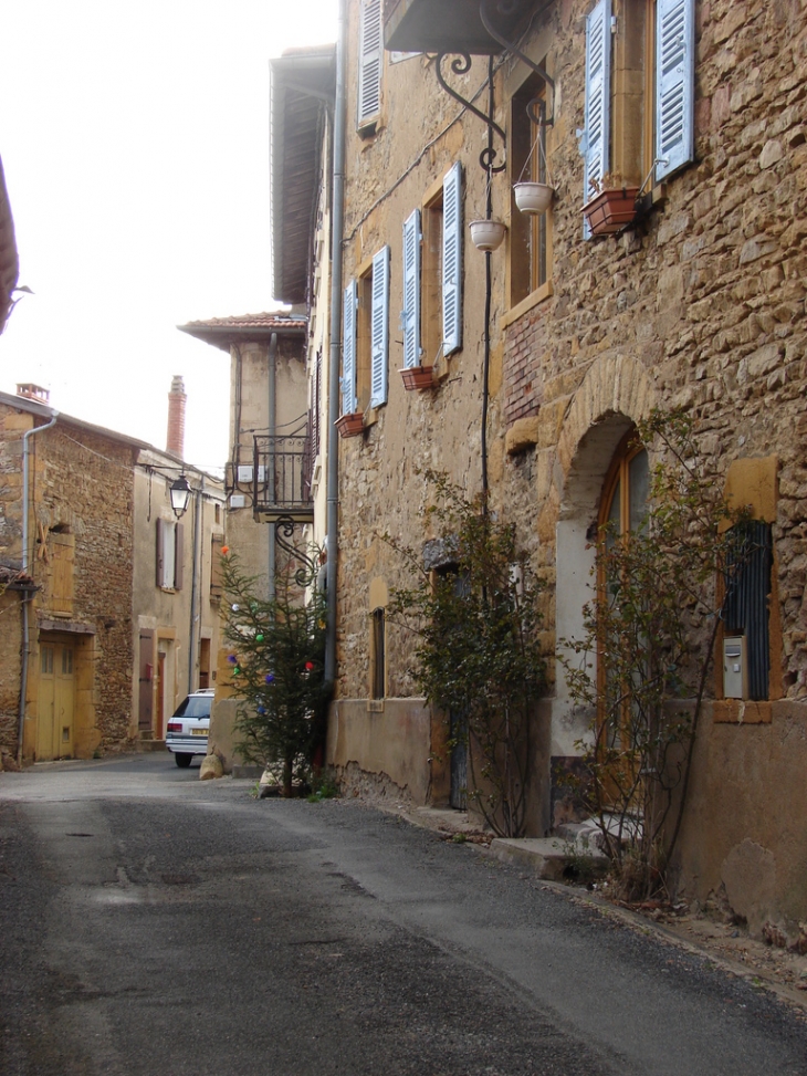 Dans les Rues du Village - Saint-Laurent-d'Oingt