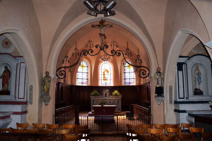 Intérieur Eglise - Saint-Laurent-d'Oingt