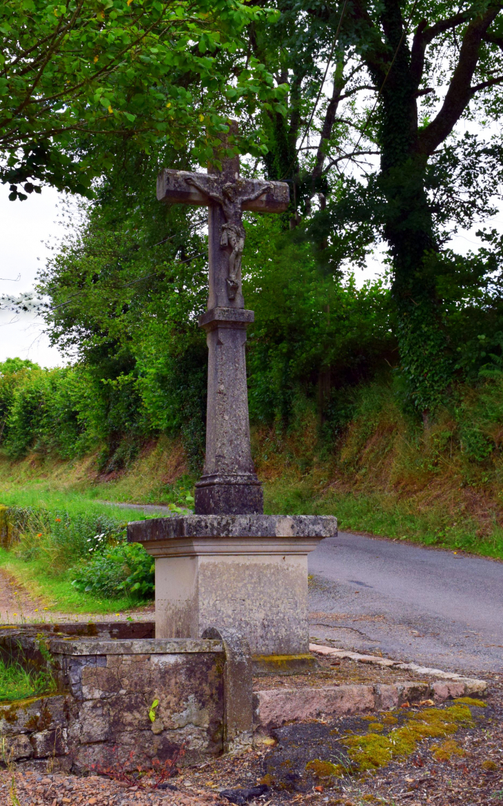 Croix - Saint-Nizier-d'Azergues