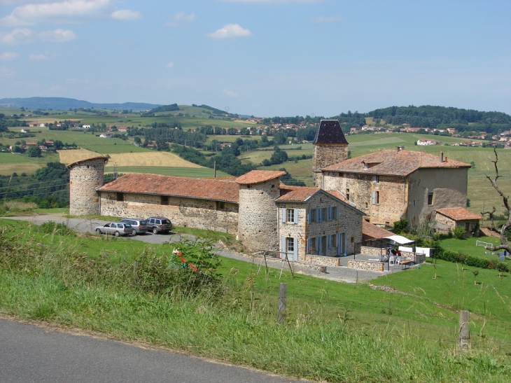 Ferme fortifiée - Savigny