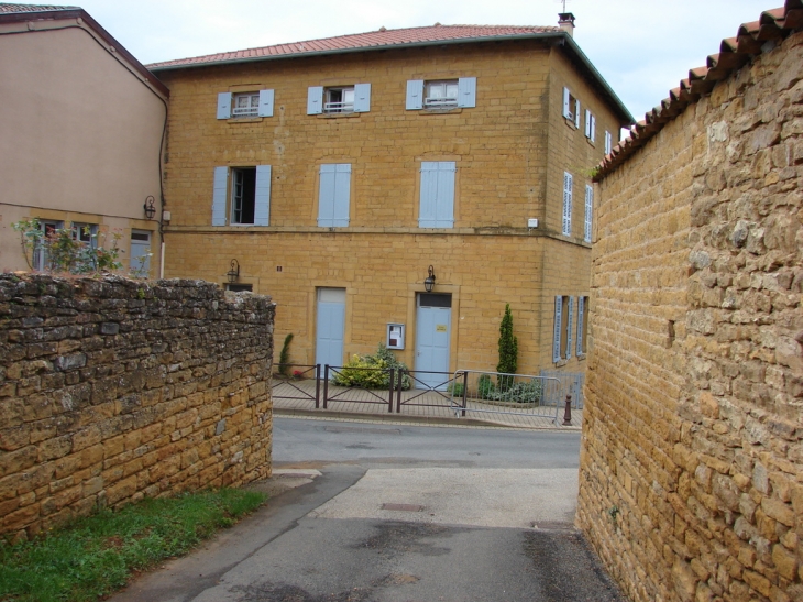 L'école maternelle - Theizé