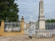 Photo suivante de Theizé Le cimetière