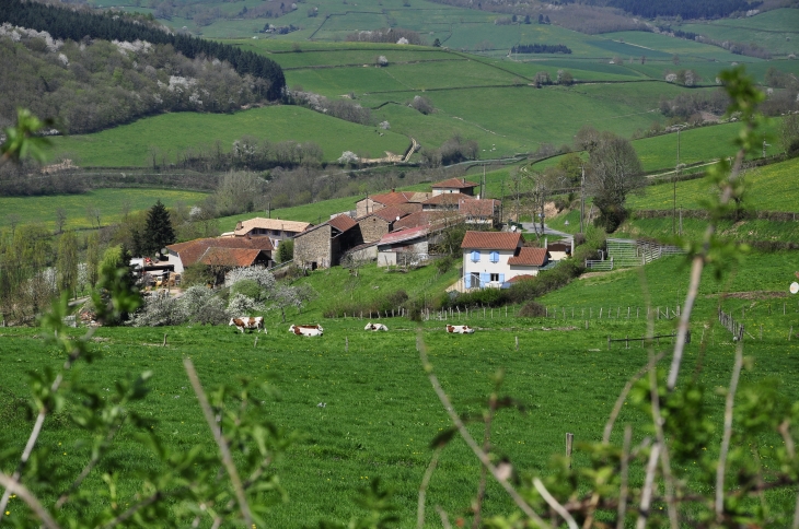 Vue a Le Cornu - Trades