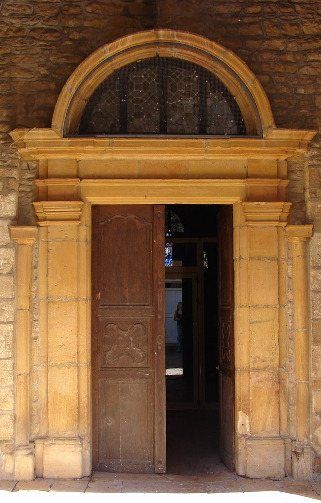 Le Porche de l'Eglise - Ville-sur-Jarnioux