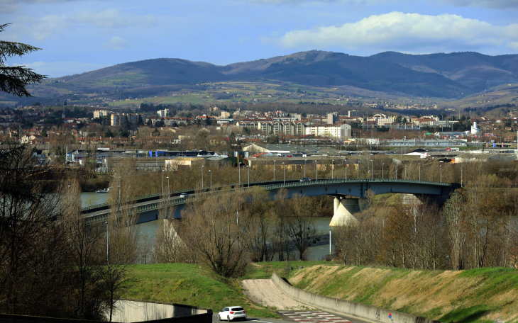 Pont 2000 - Villefranche-sur-Saône