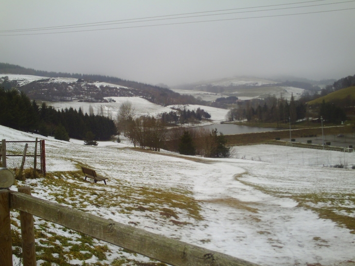 Plan d'eau en hiver - Yzeron