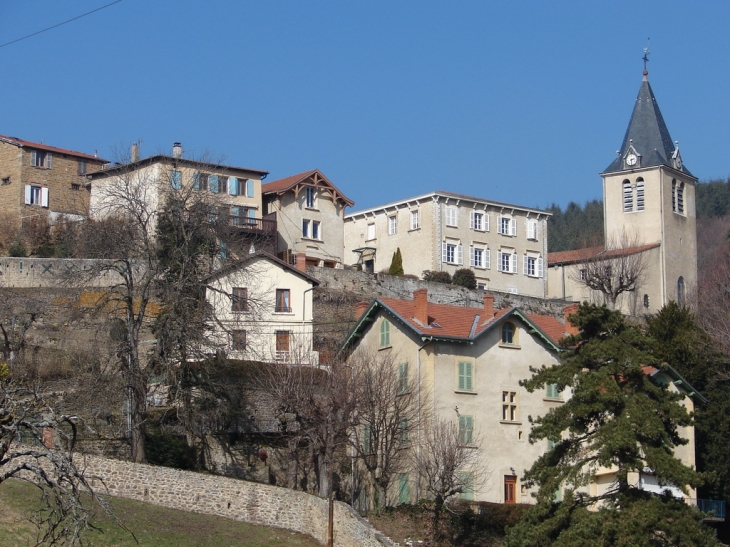 Le Village - Yzeron