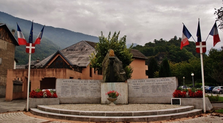 Monument aux Morts - Aiguebelle