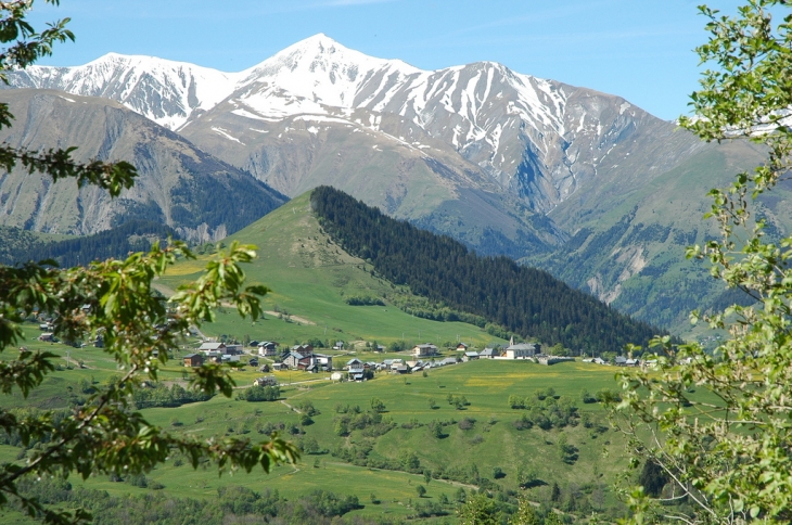 Vue générale - Albiez-Montrond