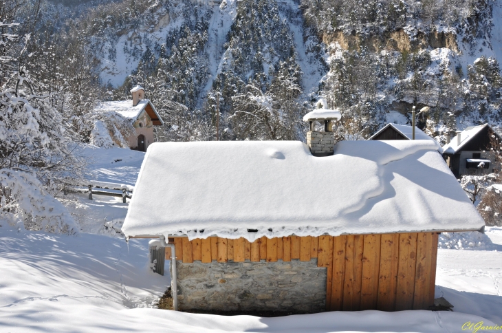 Chapelle de Gevoudaz et four communal - Albiez-Montrond