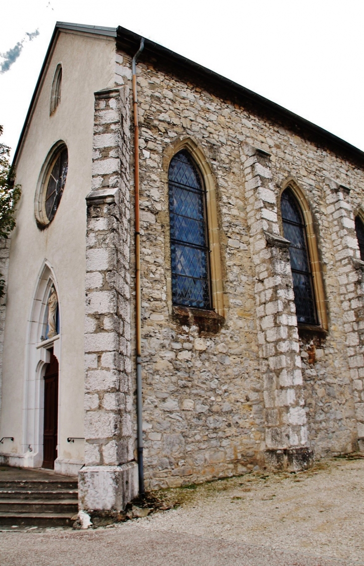 ...Eglise Saint-Pierre - Apremont