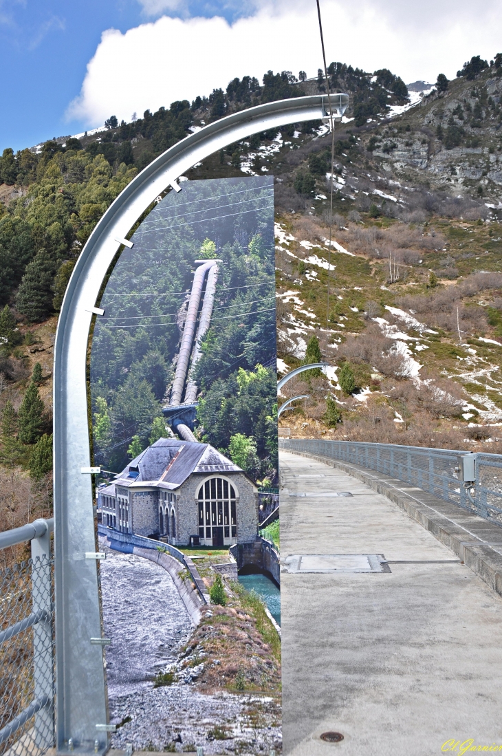 Sur le barrage plan d'Aval - Accès libre et gratuit - Aménagé : personnes à mobilité reduite - Aussois