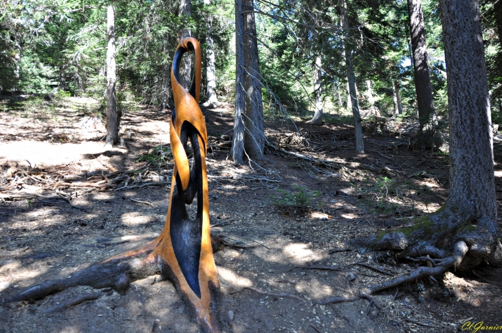 Sculpture sur pied de Serge Couvert - Aussois