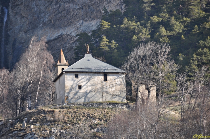 Chapelle Saint Benoît du Moyen-Age - Avrieux