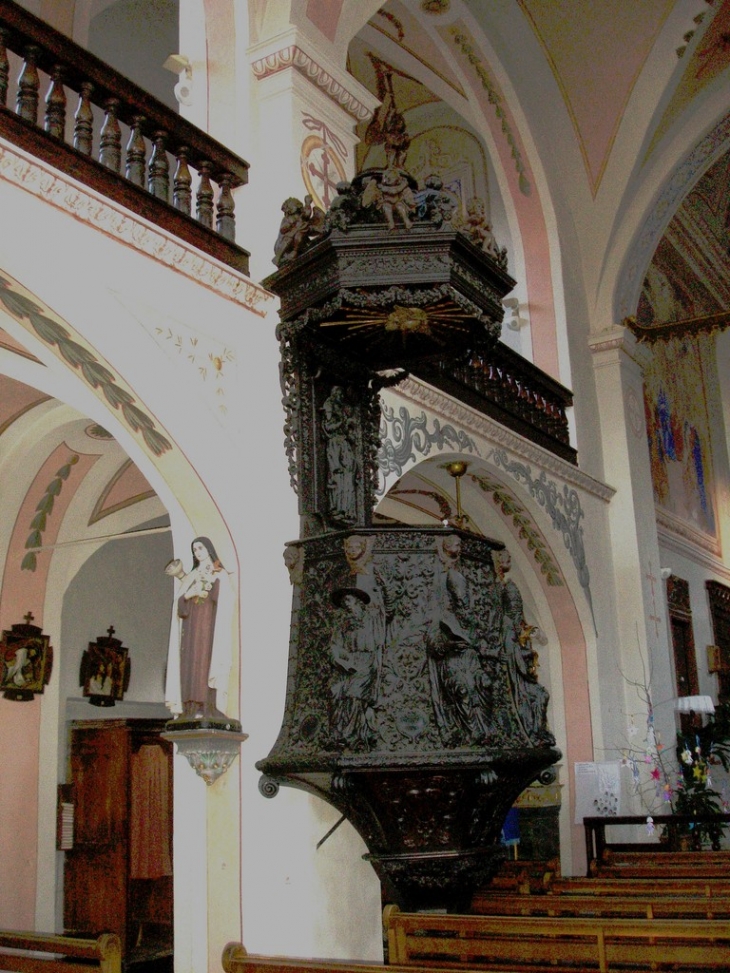 La chaire de l'église de Beaufort sur Doron