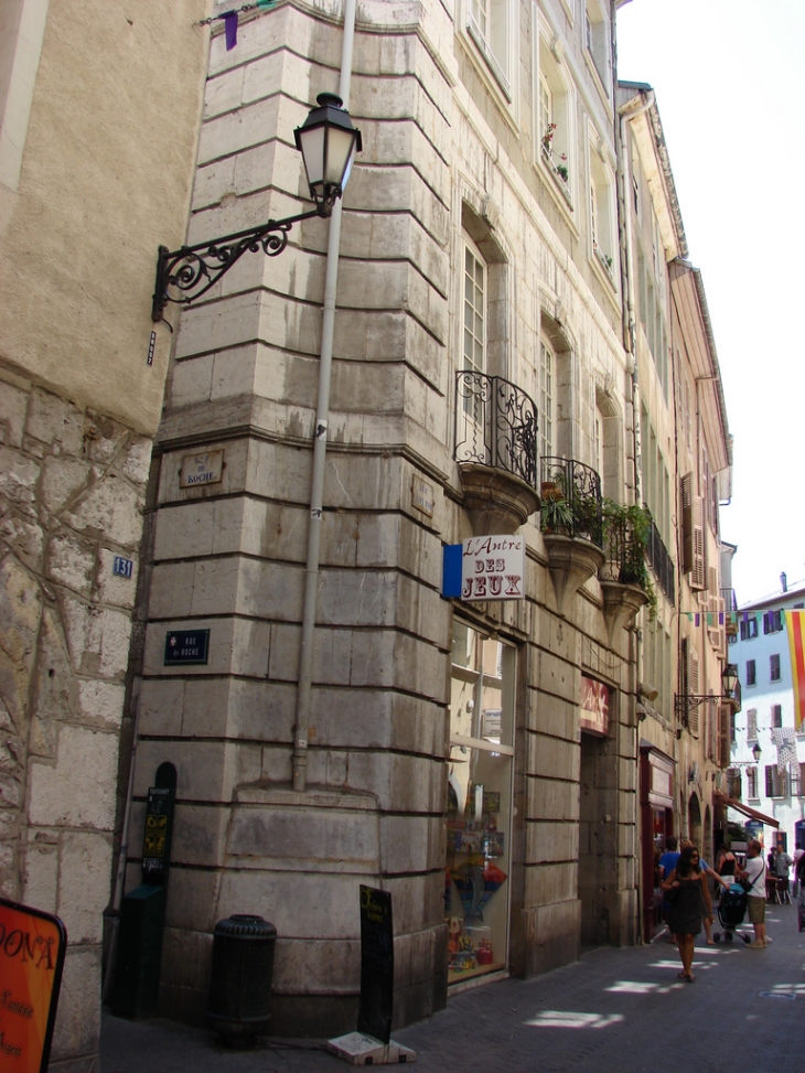 Rue Croix d'Or - Chambéry