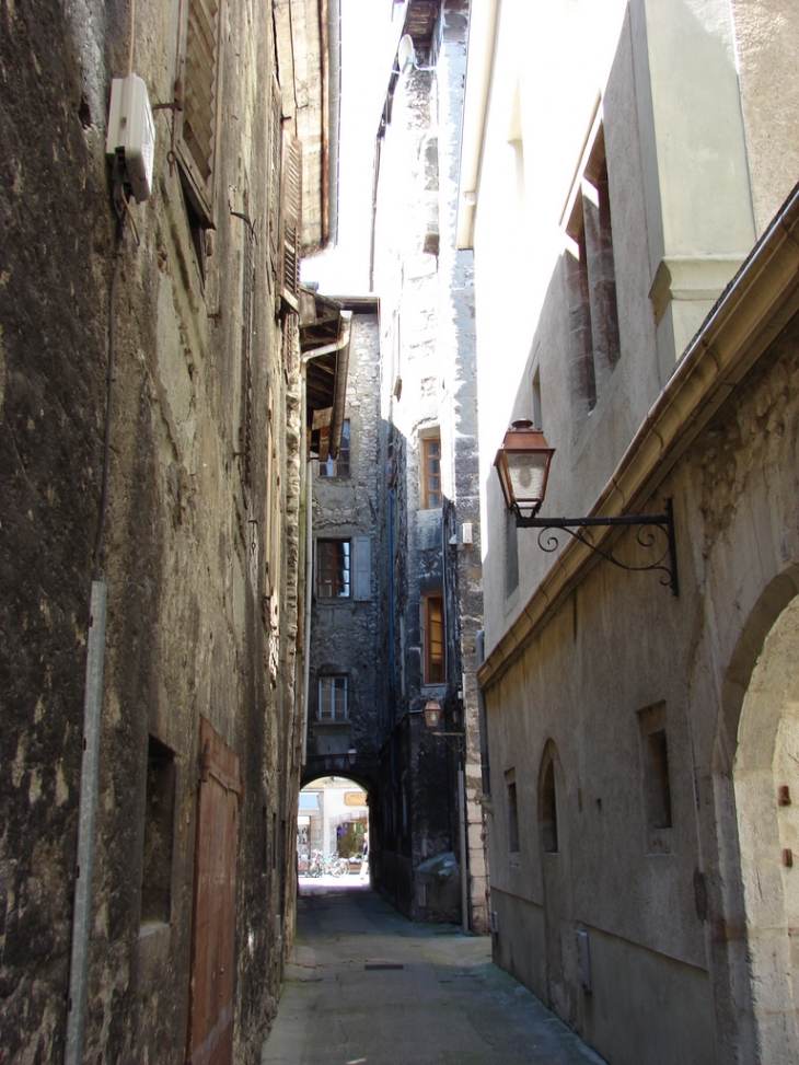 Traboule sur la Place Saint-Léger - Chambéry