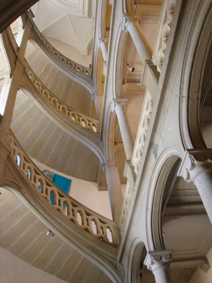 Bel Escalier au Conseil Général - Chambéry