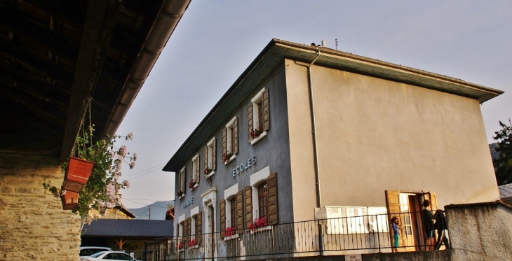 La Mairie - La Chapelle-Blanche