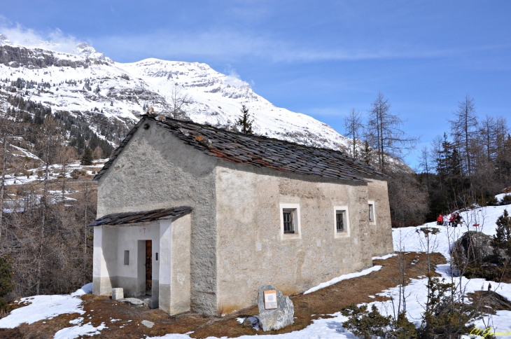 Chapelle St Etienne 16è S - Lanslevillard