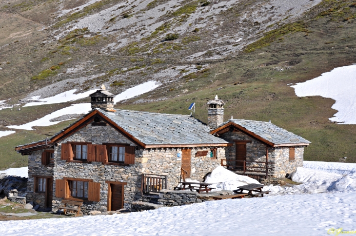 Refuge de Vallonbrun - Lanslevillard