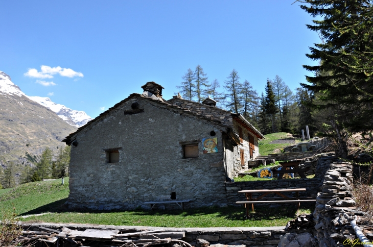 Chantelouve d'en haut - Lanslevillard